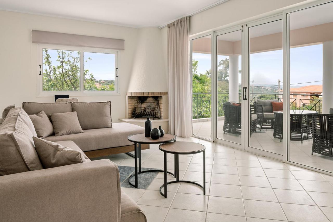 Vasilopoulos Residences - Apartments Ioni & Neso Argostoli  Eksteriør billede