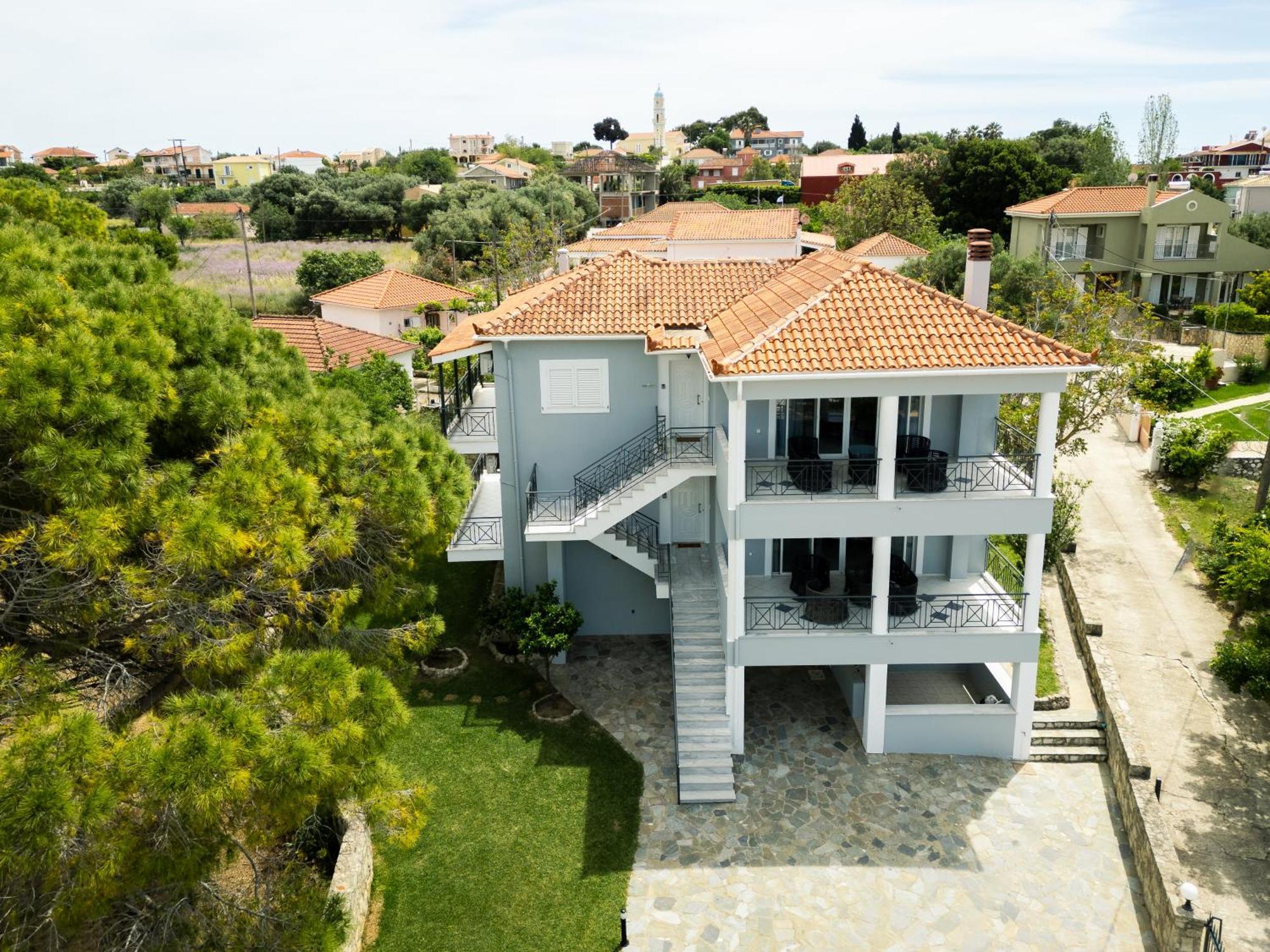 Vasilopoulos Residences - Apartments Ioni & Neso Argostoli  Eksteriør billede